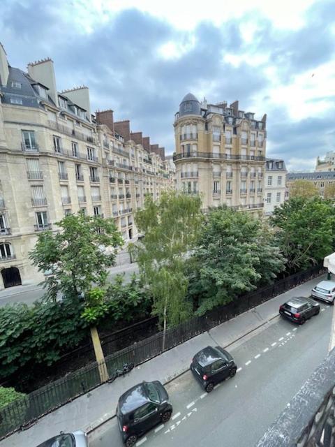 Madou Sall Apartment Paris