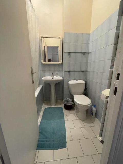 Apartment Madou Sall Paris